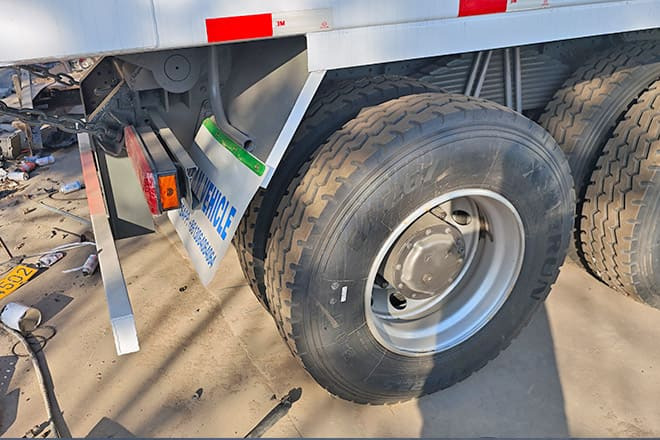 SINOTRUK Sinotruk Howo 371 8x4 Dump Truck for Sale in Libya - Tipper: picture 5 SINOTRUK Sinotruk Howo 371 8x4 Dump Truck for Sale in Libya - Tipper: picture 5