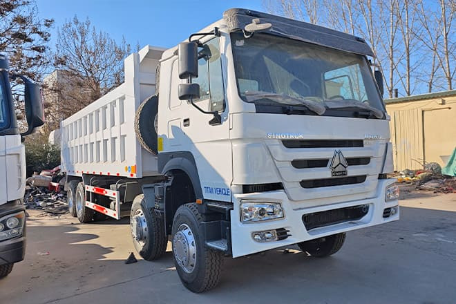SINOTRUK Sinotruk Howo 371 8x4 Dump Truck for Sale in Libya - Tipper: picture 1 SINOTRUK Sinotruk Howo 371 8x4 Dump Truck for Sale in Libya - Tipper: picture 1