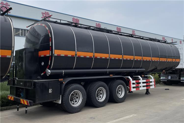 TITAN 3 Axle 38000 Litres Oil Tanker Trailer Price for Sale In Ghana - Tank semi-trailer: picture 2 TITAN 3 Axle 38000 Litres Oil Tanker Trailer Price for Sale In Ghana - Tank semi-trailer: picture 2