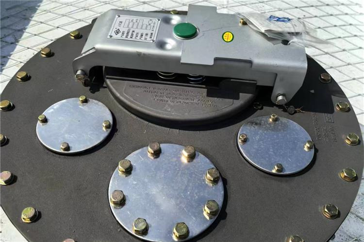 TITAN 4 Axle 50000 Liters Monoblock Tanker Trailer for Sale In Congo - Tank semi-trailer: picture 4 TITAN 4 Axle 50000 Liters Monoblock Tanker Trailer for Sale In Congo - Tank semi-trailer: picture 4
