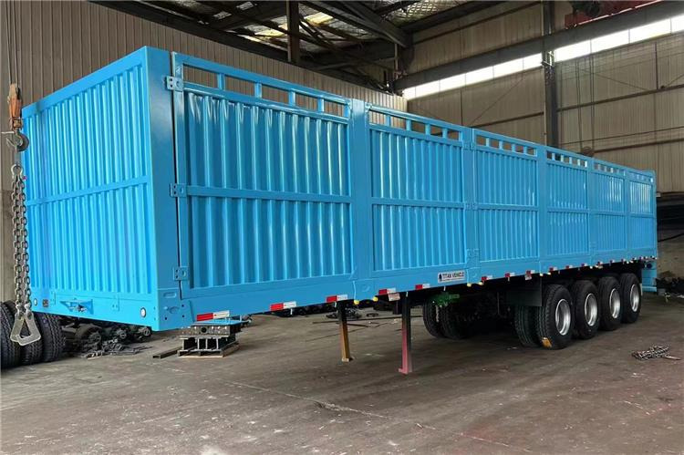 TITAN 4 Axle Fence Semi Truck Trailer for Sale price In Rwanda - Livestock semi-trailer: picture 2 TITAN 4 Axle Fence Semi Truck Trailer for Sale price In Rwanda - Livestock semi-trailer: picture 2
