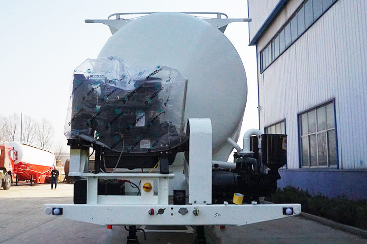 TITAN Bulk Cement Truck Trailer for Sale in Mali - Silo semi-trailer: picture 5 TITAN Bulk Cement Truck Trailer for Sale in Mali - Silo semi-trailer: picture 5