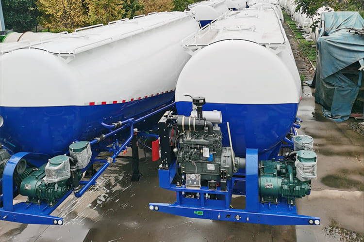 TITAN Cement Bulker Trailer for Sale in Jamaica - Tank semi-trailer: picture 5 TITAN Cement Bulker Trailer for Sale in Jamaica - Tank semi-trailer: picture 5