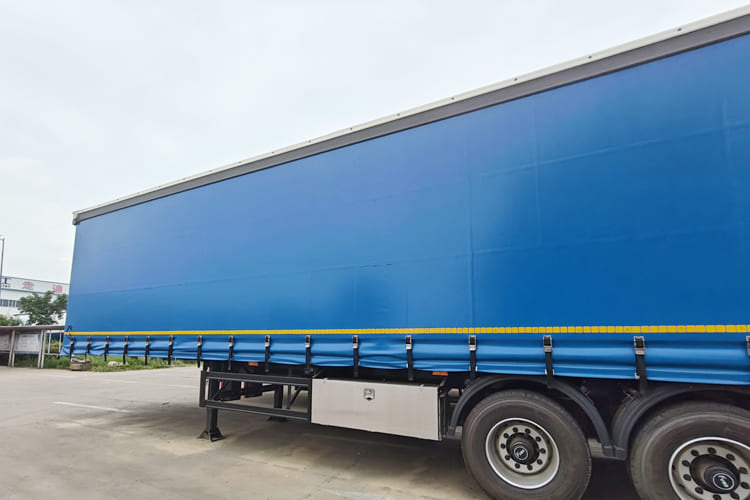 TITAN Curtain Side Trailer for Sale in Tanzania - Curtainsider semi-trailer: picture 5 TITAN Curtain Side Trailer for Sale in Tanzania - Curtainsider semi-trailer: picture 5