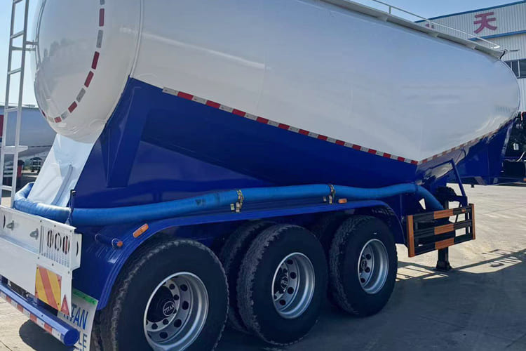 TITAN Dry Bulk Trailer for Sale in Ghana - Tank semi-trailer: picture 4 TITAN Dry Bulk Trailer for Sale in Ghana - Tank semi-trailer: picture 4