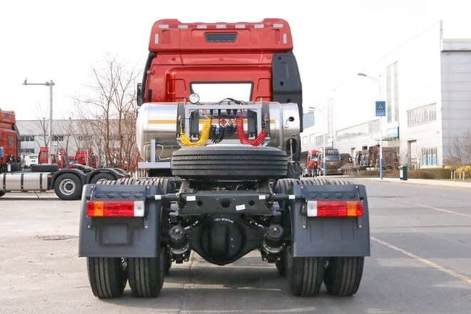 FAW FAW 6X4 Trucks for Sale Prices in Vanuatu - Tractor unit: picture 4 FAW FAW 6X4 Trucks for Sale Prices in Vanuatu - Tractor unit: picture 4