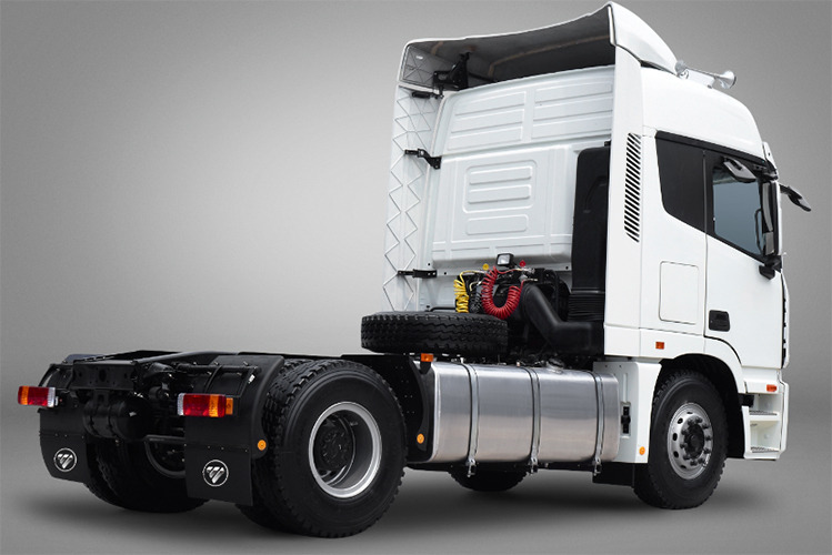 FOTON Foton 6 Wheeler Truck Head for Sale in Tanzania - Tractor unit: picture 3 FOTON Foton 6 Wheeler Truck Head for Sale in Tanzania - Tractor unit: picture 3