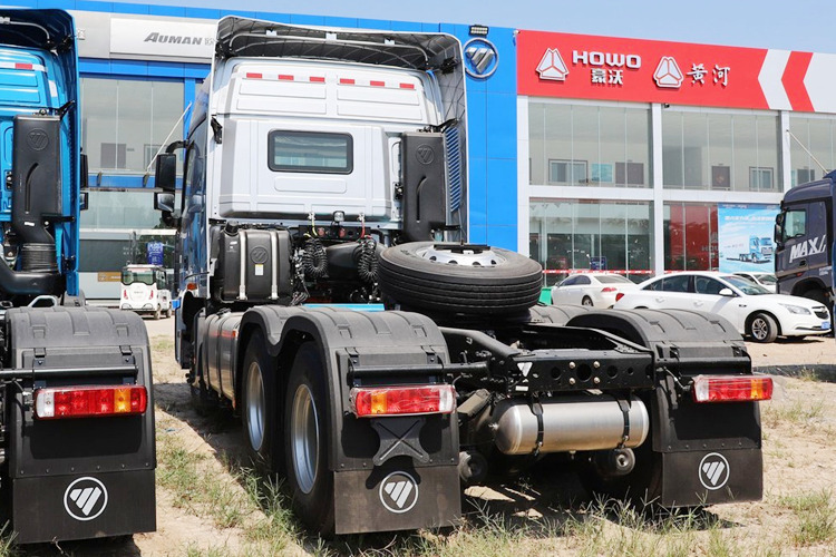 FOTON Foton 6x4 Tractor Head for Sale in Tanzania - Tractor unit: picture 4 FOTON Foton 6x4 Tractor Head for Sale in Tanzania - Tractor unit: picture 4