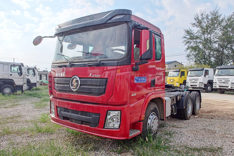 SHACMAN Second Hand Shacman Tractor Trailer for Sale in Tanzania - Tractor unit: picture 1 SHACMAN Second Hand Shacman Tractor Trailer for Sale in Tanzania - Tractor unit: picture 1