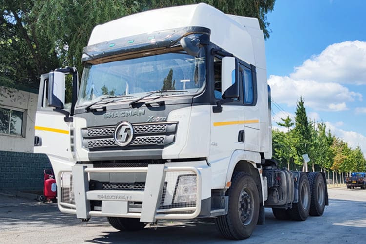 SHACMAN Shacman Tractor Truck for Sale in Saudi Arabia - Tractor unit: picture 2 SHACMAN Shacman Tractor Truck for Sale in Saudi Arabia - Tractor unit: picture 2