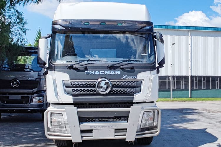 SHACMAN Shacman Tractor Truck for Sale in Saudi Arabia - Tractor unit: picture 4 SHACMAN Shacman Tractor Truck for Sale in Saudi Arabia - Tractor unit: picture 4