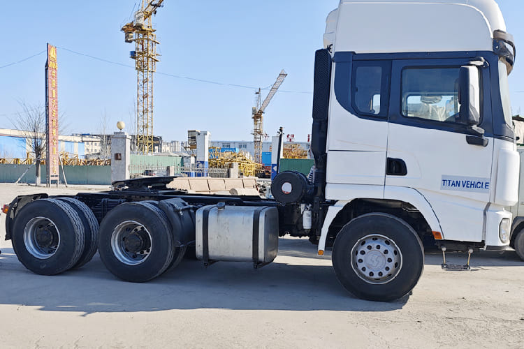 SHACMAN X3000 Shacman Truck Tractor for Sale in Guyana - Tractor unit: picture 2 SHACMAN X3000 Shacman Truck Tractor for Sale in Guyana - Tractor unit: picture 2