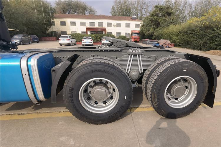 SINOTRUK Used Howo 380HP Truck Tractor for Sale In Senegal - Tractor unit: picture 5 SINOTRUK Used Howo 380HP Truck Tractor for Sale In Senegal - Tractor unit: picture 5