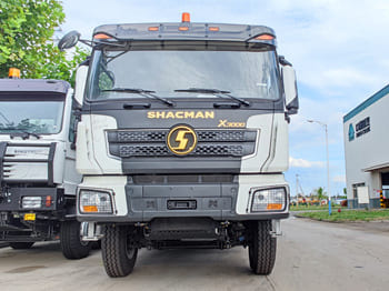 SHACMAN Shacman F3000 6x4 Tractor Truck for Sale in Zambia - Truck: picture 1 SHACMAN Shacman F3000 6x4 Tractor Truck for Sale in Zambia - Truck: picture 1