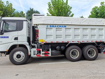 SHACMAN Shacman F3000 6x4 Tractor Truck for Sale in Zambia - Truck: picture 4 SHACMAN Shacman F3000 6x4 Tractor Truck for Sale in Zambia - Truck: picture 4