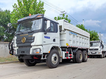 SHACMAN Shacman F3000 6x4 Tractor Truck for Sale in Zambia - Truck: picture 3 SHACMAN Shacman F3000 6x4 Tractor Truck for Sale in Zambia - Truck: picture 3