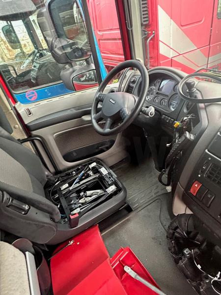 DAF XF105-460 Rouge - Cab for Truck: picture 5 DAF XF105-460 Rouge - Cab for Truck: picture 5