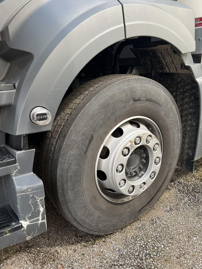 Box truck MAN TGS 18.360: picture 7