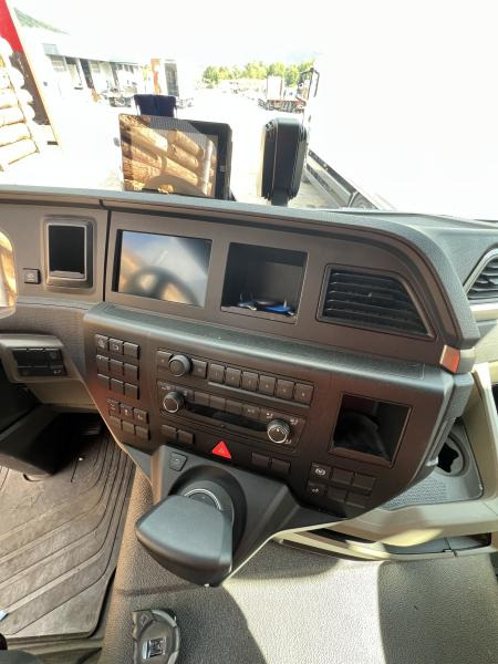 Box truck MAN TGS 26.440: picture 6