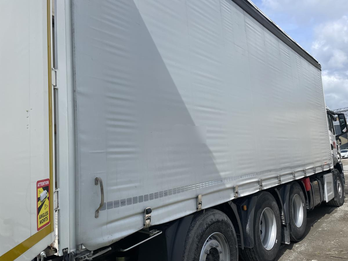 MAN TGS 35.480 - Curtainsider truck: picture 3 MAN TGS 35.480 - Curtainsider truck: picture 3
