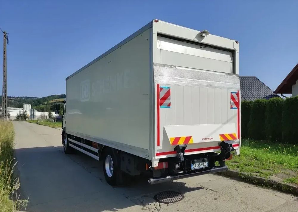MAN TGM 18.290 kontener , winda - Box truck: picture 4 MAN TGM 18.290 kontener , winda - Box truck: picture 4