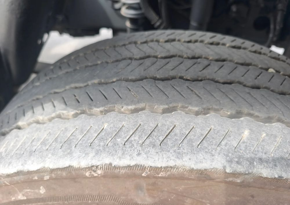 Renault Gama D 16.250 rama do zabudowy poduszka blokada mostu - Cab chassis truck: picture 4 Renault Gama D 16.250 rama do zabudowy poduszka blokada mostu - Cab chassis truck: picture 4