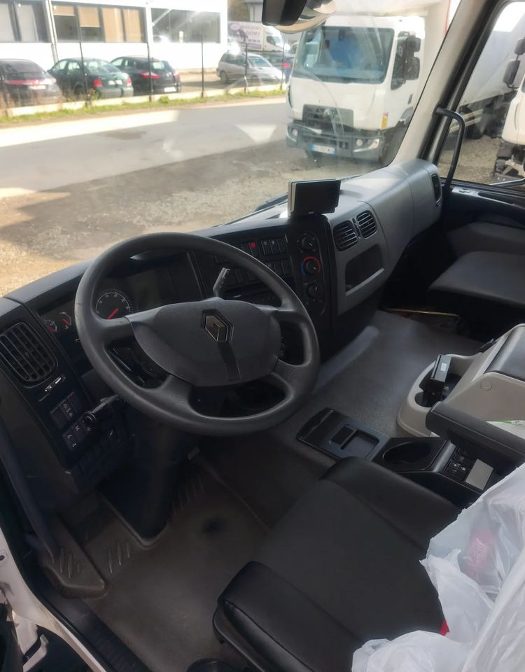 Renault Gama D 18.280 rama do zabudowy poduszka - Cab chassis truck: picture 3 Renault Gama D 18.280 rama do zabudowy poduszka - Cab chassis truck: picture 3