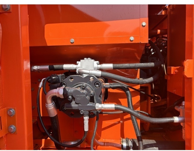 2022 Doosan DX150 - Crawler excavator: picture 3 2022 Doosan DX150 - Crawler excavator: picture 3