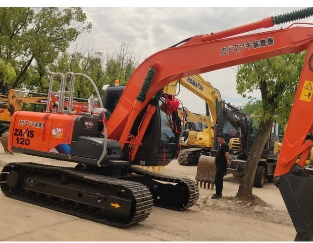 2022 Hitachi ZX120 - Crawler excavator: picture 1 2022 Hitachi ZX120 - Crawler excavator: picture 1
