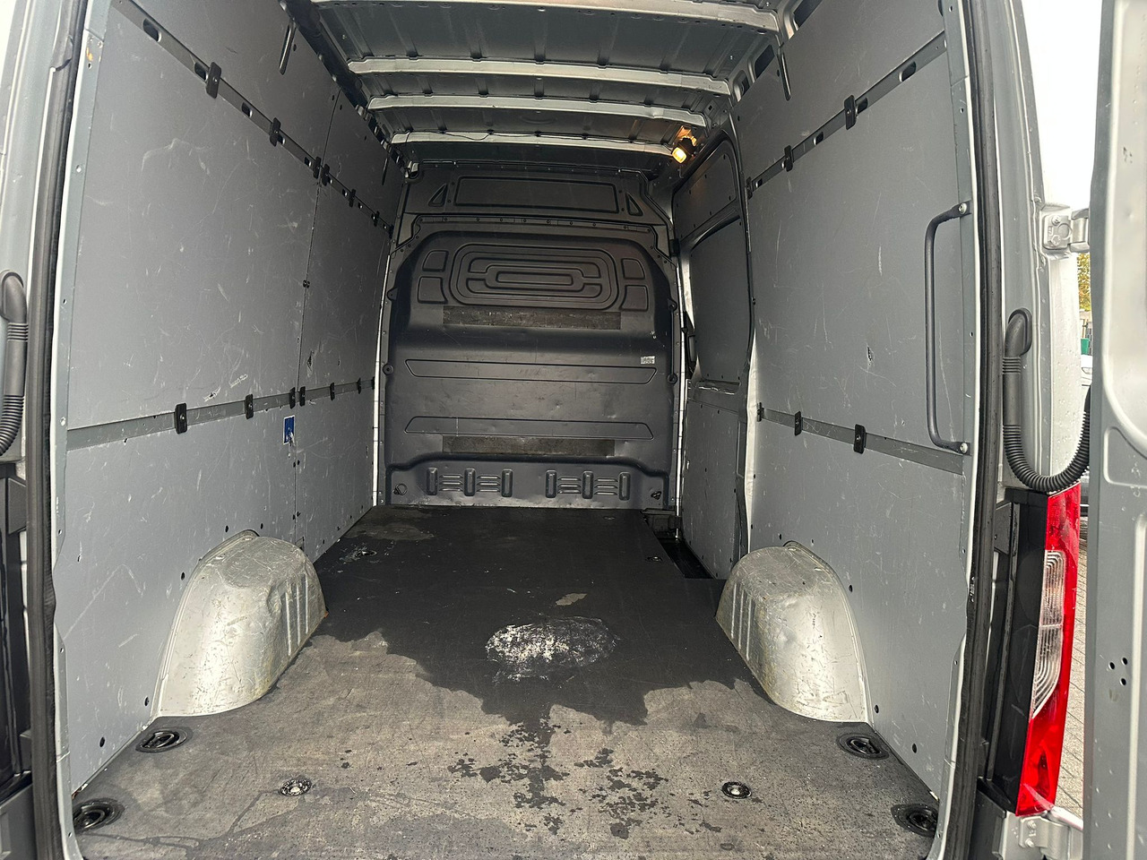 MERCEDES-BENZ Sprinter - Panel van: picture 5 MERCEDES-BENZ Sprinter - Panel van: picture 5