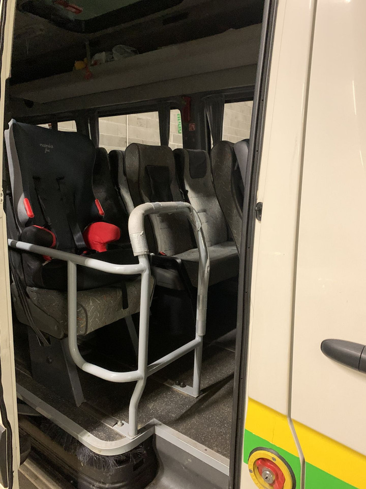 CRAFTER car 23 places - Minibus, Passenger van: picture 2 CRAFTER car 23 places - Minibus, Passenger van: picture 2