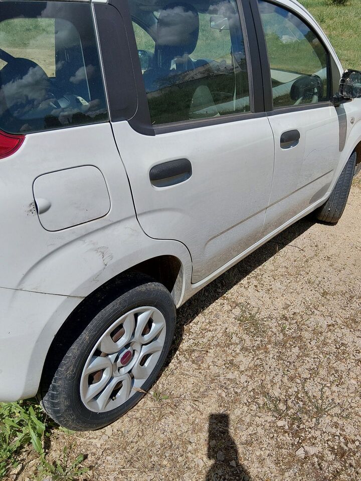 FIAT PANDA ESSENCE/GNV - Car: picture 5 FIAT PANDA ESSENCE/GNV - Car: picture 5
