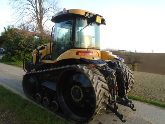 Challenger MT765B - Tracked tractor: picture 2 Challenger MT765B - Tracked tractor: picture 2