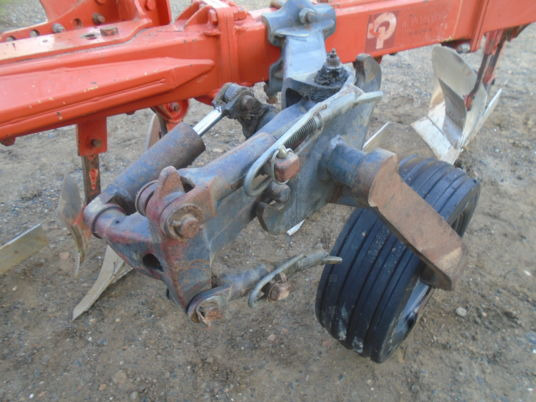 Plow Kuhn MULTIMASTER 150: picture 9 Plow Kuhn MULTIMASTER 150: picture 9