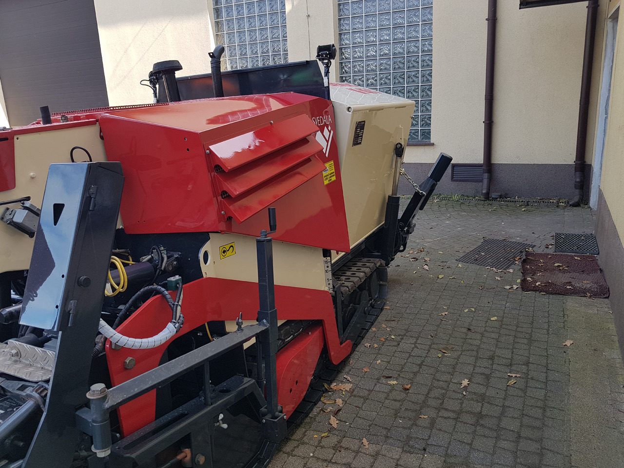 DEMAG DF45C - Asphalt paver: picture 4 DEMAG DF45C - Asphalt paver: picture 4