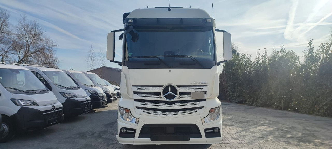 Mercedes-Benz Actros 1843 1843-Koffer LBW Voll-Luft-gefedert Vermietung möglich - Box truck: picture 2 Mercedes-Benz Actros 1843 1843-Koffer LBW Voll-Luft-gefedert Vermietung möglich - Box truck: picture 2
