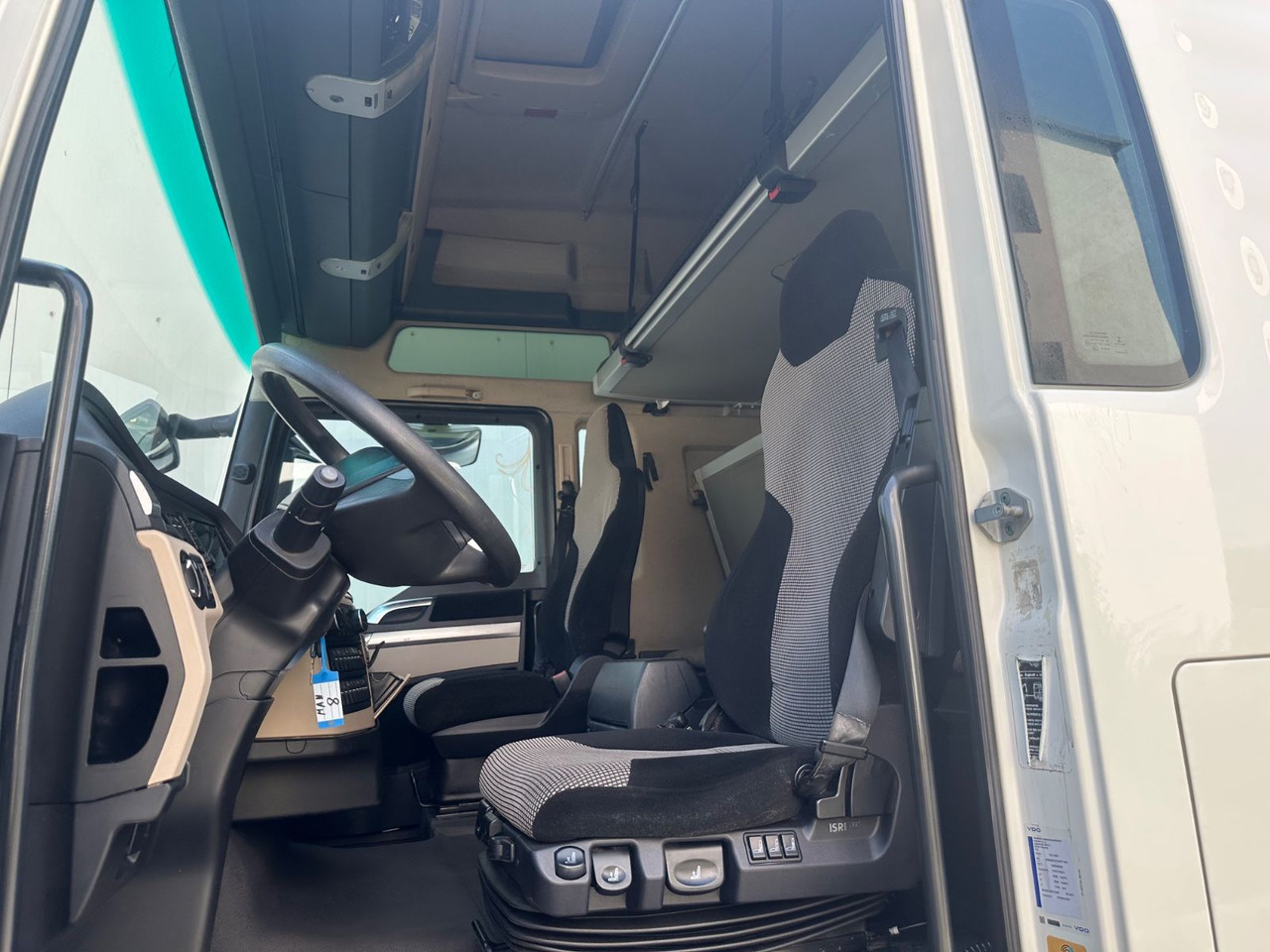 MAN TGX 18.460 XXL Intarder/Standklima - Tractor unit: picture 5 MAN TGX 18.460 XXL Intarder/Standklima - Tractor unit: picture 5