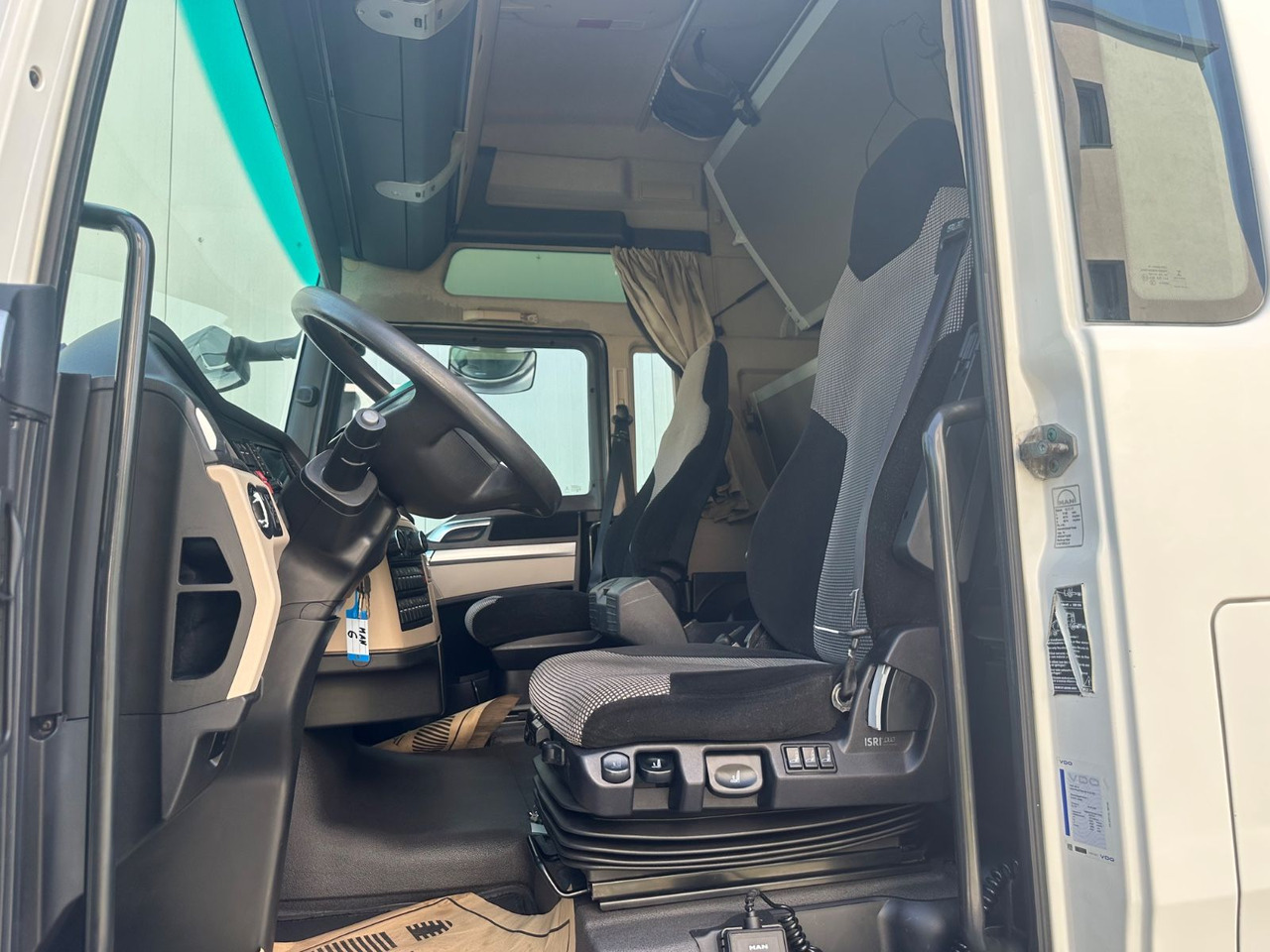 MAN TGX 18.460 XXL Intarder/Standklima - Tractor unit: picture 5 MAN TGX 18.460 XXL Intarder/Standklima - Tractor unit: picture 5