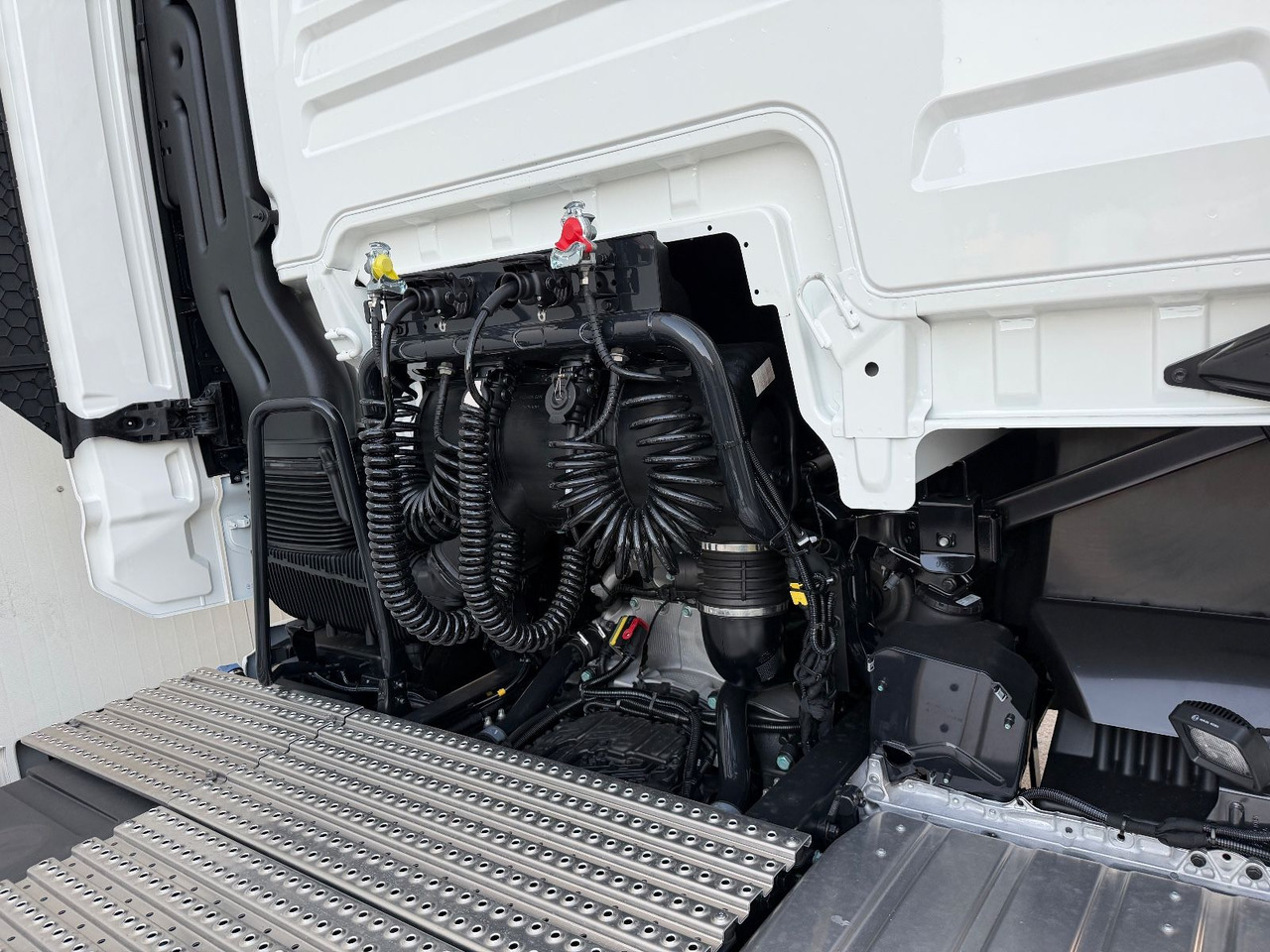 Leasing of  MAN TGX18.540 ALU/LED/2-Hyd MAN TGX18.540 ALU/LED/2-Hyd: picture 6