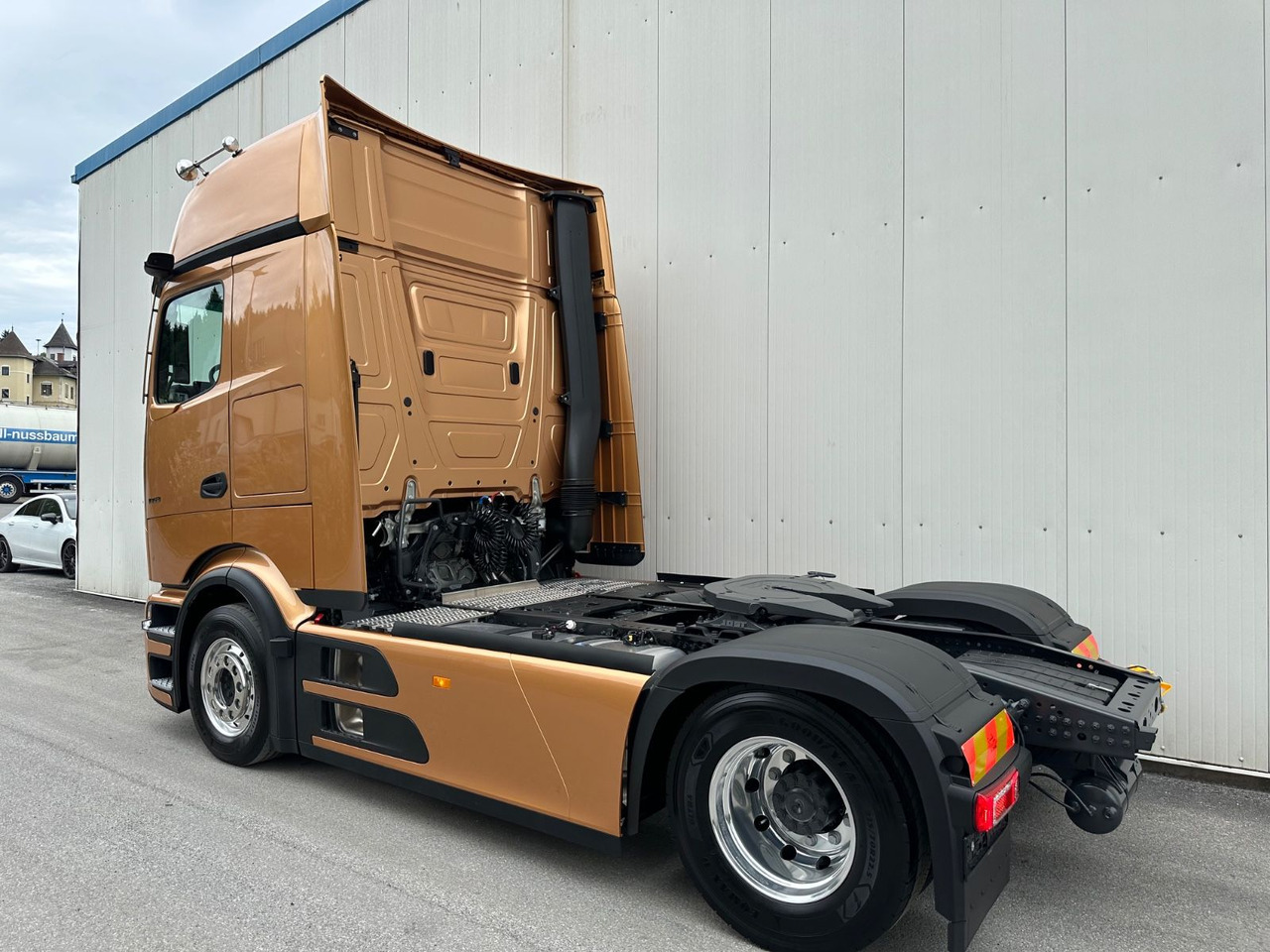 Mercedes-Benz Actros 1853 ProCab Bronze - Tractor unit: picture 5 Mercedes-Benz Actros 1853 ProCab Bronze - Tractor unit: picture 5