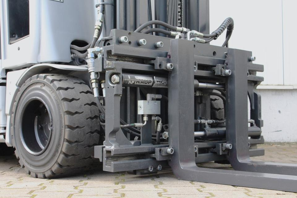 STILL RX20-18 Triplex Zinkenversteller - Electric forklift: picture 1 STILL RX20-18 Triplex Zinkenversteller - Electric forklift: picture 1