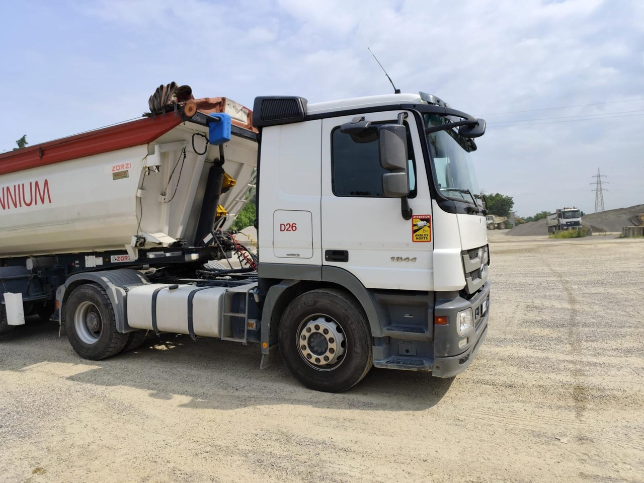 MERCEDES-BENZ ACTROS - Tractor unit: picture 3 MERCEDES-BENZ ACTROS - Tractor unit: picture 3