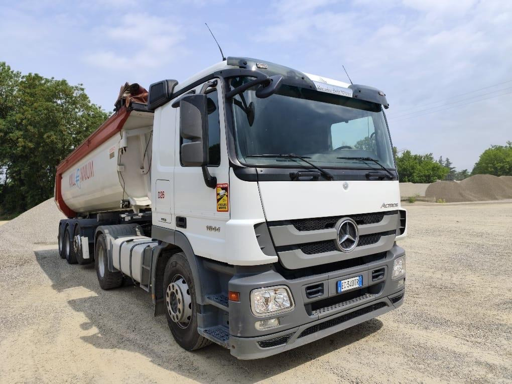 MERCEDES-BENZ ACTROS - Tractor unit: picture 1 MERCEDES-BENZ ACTROS - Tractor unit: picture 1