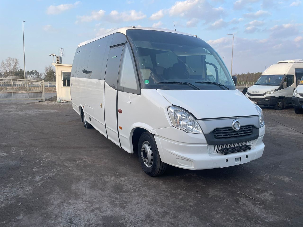 IVECO WING - Coach: picture 1 IVECO WING - Coach: picture 1