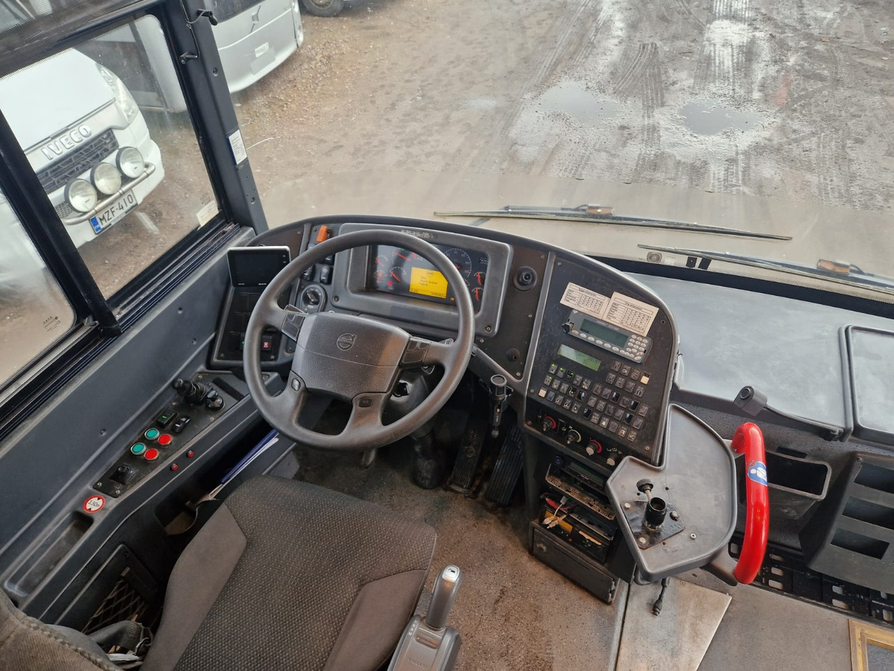 Coach VOLVO B12B VEST HORISONT: picture 15