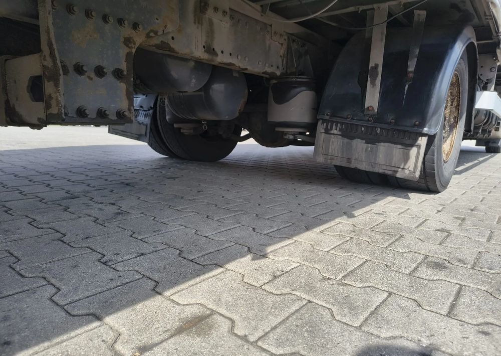 MAN TGL 12.250 - Curtainsider truck: picture 5 MAN TGL 12.250 - Curtainsider truck: picture 5