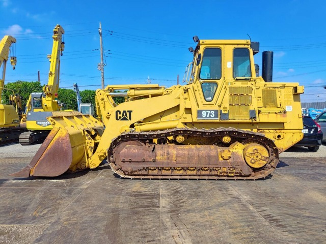 CAT 973 - Crawler loader: picture 2 CAT 973 - Crawler loader: picture 2