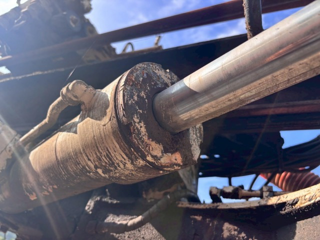 Drilling rig FURUKAWA HCR900-DS: picture 19