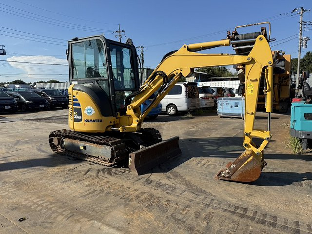 Leasing of KOMATSU PC30MR-5N0 KOMATSU PC30MR-5N0: picture 7 Leasing of KOMATSU PC30MR-5N0 KOMATSU PC30MR-5N0: picture 7