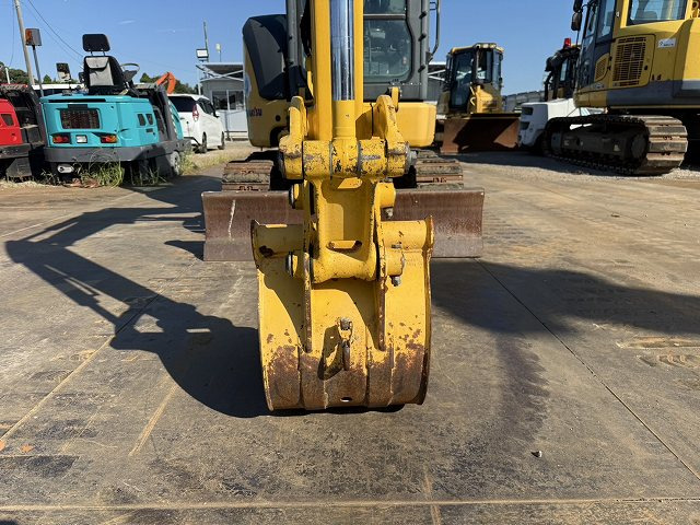 Leasing of KOMATSU PC30MR-5N0 KOMATSU PC30MR-5N0: picture 10 Leasing of KOMATSU PC30MR-5N0 KOMATSU PC30MR-5N0: picture 10